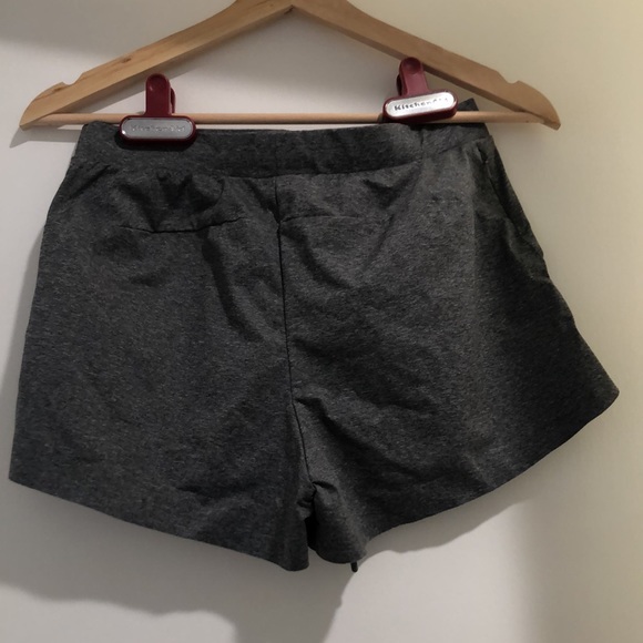 UNIQLO Size S work out shorts - Picture 2 of 3